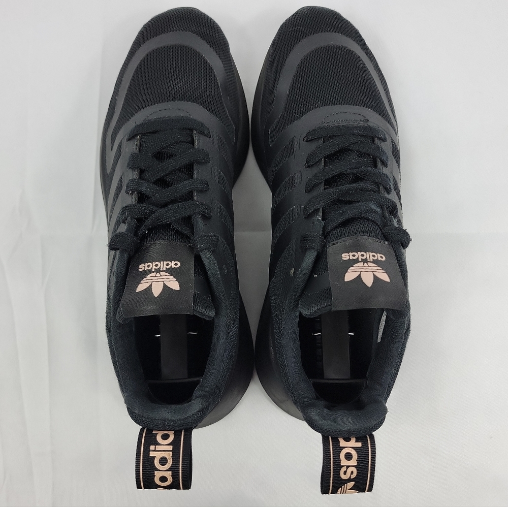 Adidas Multix Athletic Comfort Shoes Womens Size 7.5 Black Sneakers FZ3453 - Picture 2 of 12